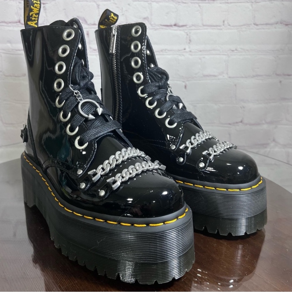 SOLD DOC DR MARTENS JADON MAX CHAIN PATENT LEATHER PLATFORM BOOTS NIB NWT Sz 8